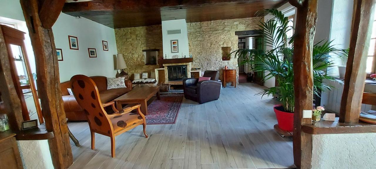 Bed and Breakfast Au Relais de Chaussy Chaussy  Exterior foto